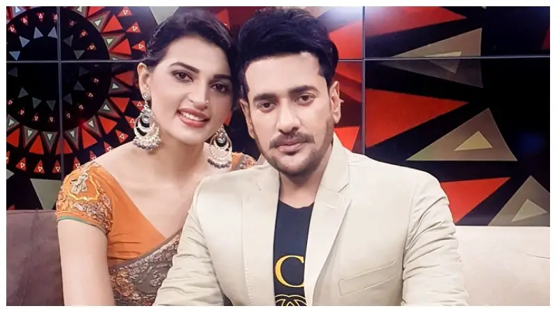 জলিলকে যদি মেয়েদের বাজারে ছেড়ে দেওয়া হয় সে তাকাবেও না জলিলকে যদি মেয়েদের বাজারে ছেড়ে দেওয়া হয় সে তাকাবেও না