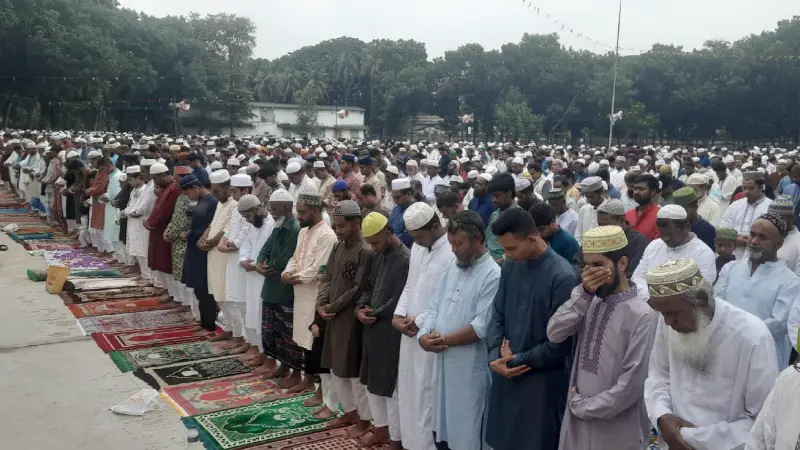 ময়মনসিংহে ঈদুল আযহা উদযাপিত ময়মনসিংহে ঈদুল আযহা উদযাপিত