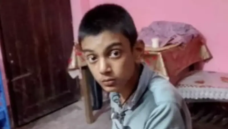 নোয়াখালীর চাটখিলে খালে ভাসছিল প্রতিবন্ধী শিশুর মরদেহ নোয়াখালীর চাটখিলে খালে ভাসছিল প্রতিবন্ধী শিশুর মরদেহ