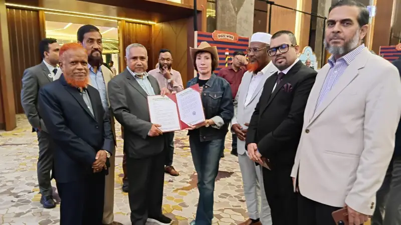 যুক্তরাষ্ট্রের স্বাধীনতা দিবস উপলক্ষে আয়োজিত অনুষ্ঠানে জামায়াত নেতৃবৃন্দের অংশগ্রহণ
