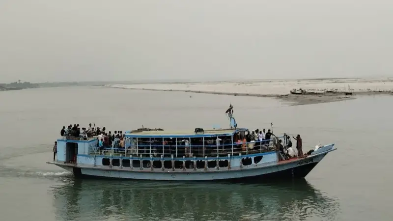 দৌলতদিয়া-পাটুরিয়া নৌরুটে লঞ্চ চলাচল স্বাভাবিক দৌলতদিয়া-পাটুরিয়া নৌরুটে লঞ্চ চলাচল স্বাভাবিক