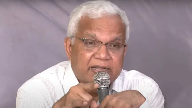 জনগণই ঠিক করবে কে কাকে লাল কার্ড দেখাবে : ডা. জাহিদ জনগণই ঠিক করবে কে কাকে লাল কার্ড দেখাবে : ডা. জাহিদ