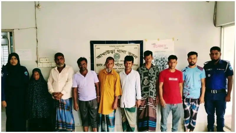 আখাউড়ায় মাদক ব্যবসায়ীসহ গ্রেপ্তার ৯ আখাউড়ায় মাদক ব্যবসায়ীসহ গ্রেপ্তার ৯