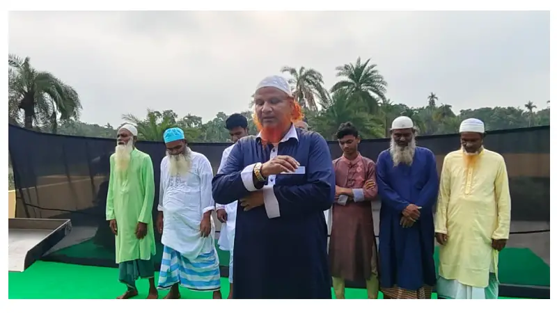 রাজশাহীতে আগাম ইদ: সৌদি সময় অনুসরণে পাঁচ পরিবারের ছোট্ট জামাত রাজশাহীতে আগাম ইদ: সৌদি সময় অনুসরণে পাঁচ পরিবারের ছোট্ট জামাত