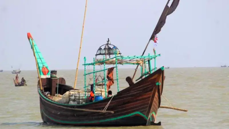 নদীতে মিলছে না ইলিশ, জেলেদের কপালে চিন্তার ভাঁজ নদীতে মিলছে না ইলিশ, জেলেদের কপালে চিন্তার ভাঁজ