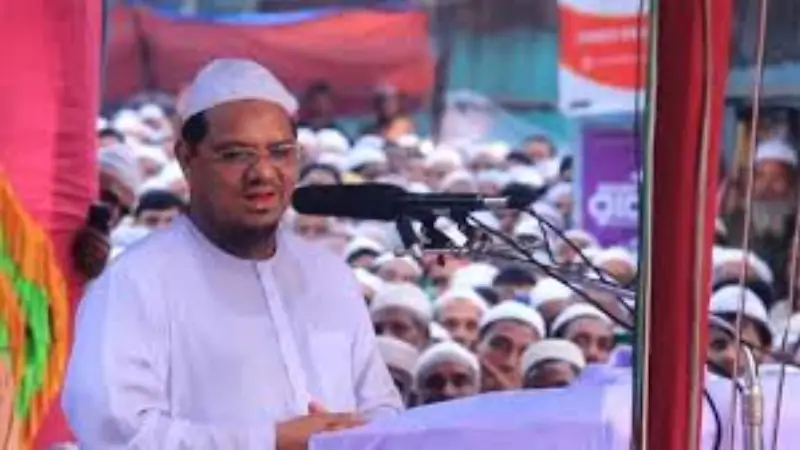 ভোট হয় দিনে, কিন্তু বাক্স ভরে যায় রাতে ভোট হয় দিনে, কিন্তু বাক্স ভরে যায় রাতে