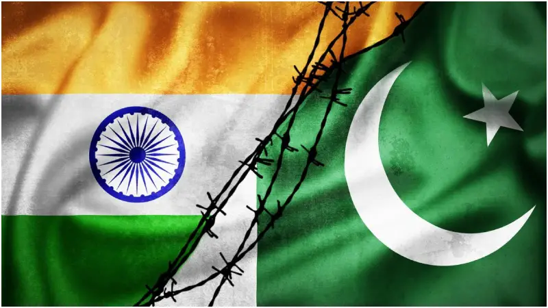 ভারতীয় পদক্ষেপে চটেছে ইসলামাবাদ ভারতীয় পদক্ষেপে চটেছে ইসলামাবাদ