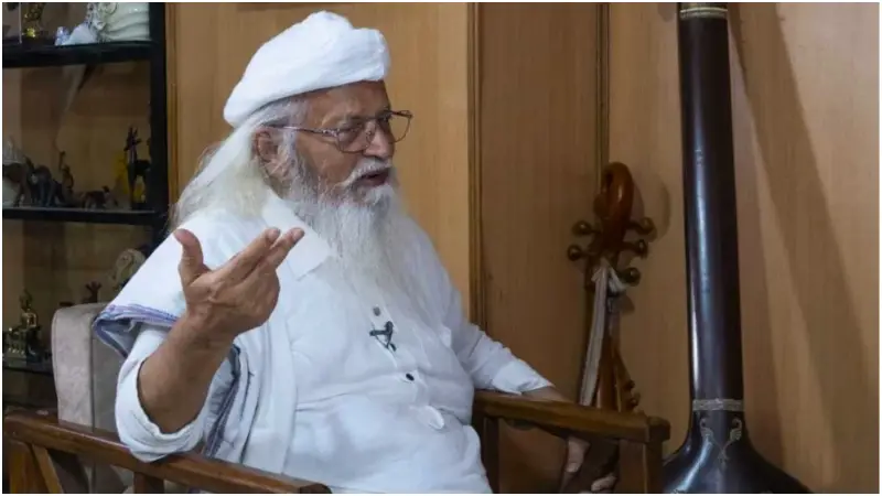 সেকুলার ও ধর্মীয় ফ্যাসিবাদ পরাস্ত করেই জাতির মুক্তি সম্ভব: ফরহাদ মজহার সেকুলার ও ধর্মীয় ফ্যাসিবাদ পরাস্ত করেই জাতির মুক্তি সম্ভব: ফরহাদ মজহার