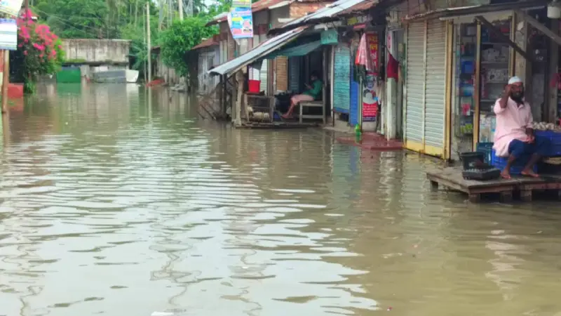 ভোলায় বাঁধ ভেঙে ২০ গ্রাম প্লাবিত, নিহত ১ ভোলায় বাঁধ ভেঙে ২০ গ্রাম প্লাবিত, নিহত ১