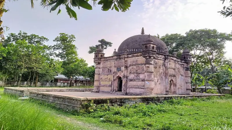 মুঘল আমলের খাগড়া খান বাড়ি মসজিদ: চারশ বছরের ঐতিহ্য বয়ে চলেছে মুঘল আমলের খাগড়া খান বাড়ি মসজিদ: চারশ বছরের ঐতিহ্য বয়ে চলেছে