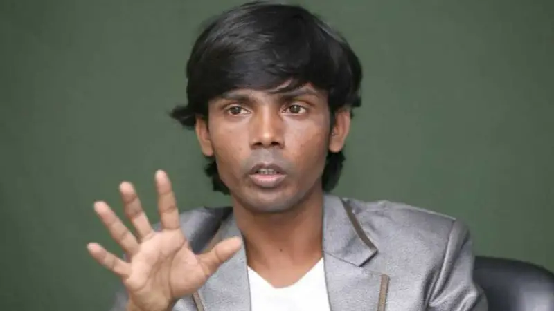 হিরো আলম কি রাজনীতিতে ফিরছেন? পরাজয়ের পরেও মাঠে থাকা এক ব্যতিক্রমী চরিত্রের গল্প