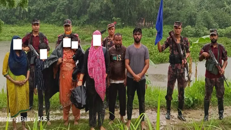 সীমান্তে পতাকা বৈঠকে শিশু-নারীসহ ৭ বাংলাদেশিকে ফেরত দিল বিএসএফ সীমান্তে পতাকা বৈঠকে শিশু-নারীসহ ৭ বাংলাদেশিকে ফেরত দিল বিএসএফ