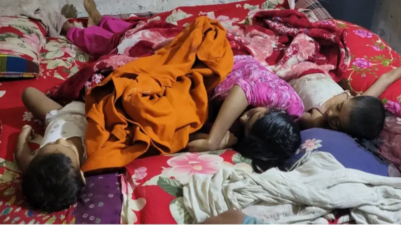 ভালুকায় মা ও দুই শিশু সন্তানসহ তিন জনকে জবাই করে হত্যা ভালুকায় মা ও দুই শিশু সন্তানসহ তিন জনকে জবাই করে হত্যা