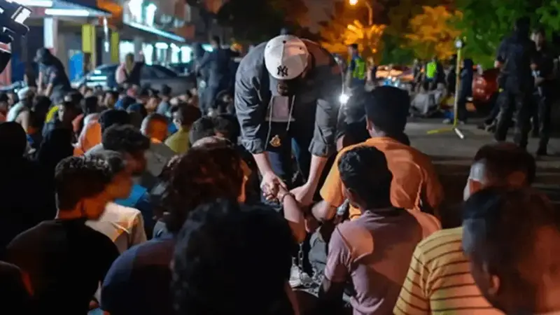 মালয়েশিয়ায় বাংলাদেশিসহ ৪৯৬ জন আটক মালয়েশিয়ায় বাংলাদেশিসহ ৪৯৬ জন আটক
