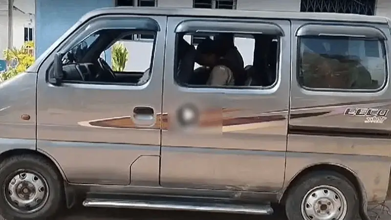 ভারতে শিশুসহ ৪ বাংলাদেশি গ্রেপ্তার ভারতে শিশুসহ ৪ বাংলাদেশি গ্রেপ্তার