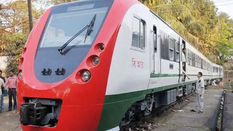 চট্রগ্রাম -নাজিরহাট লাইনে ডেমু চলাচল এখনো বন্ধ চট্রগ্রাম -নাজিরহাট লাইনে ডেমু চলাচল এখনো বন্ধ