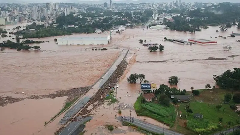 ব্রাজিলে ভয়াবহ বন্যায় মৃত্যু বেড়ে ৯০