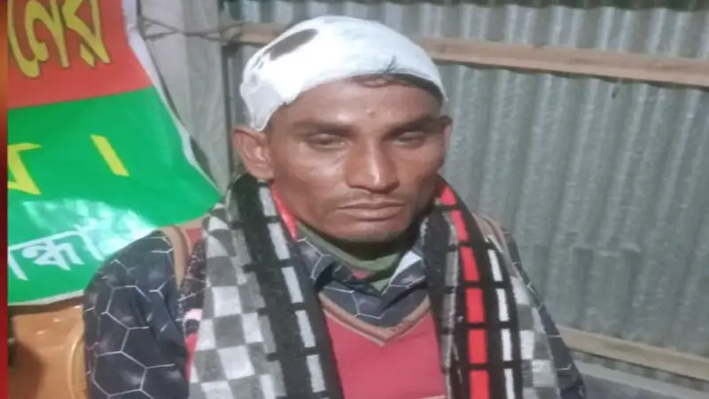 গাইবান্ধায় বিএনপি কার্যালয়ে ককটেল বিস্ফোরণে এক যুবদল নেতা আহত গাইবান্ধায় বিএনপি কার্যালয়ে ককটেল বিস্ফোরণে এক যুবদল নেতা আহত