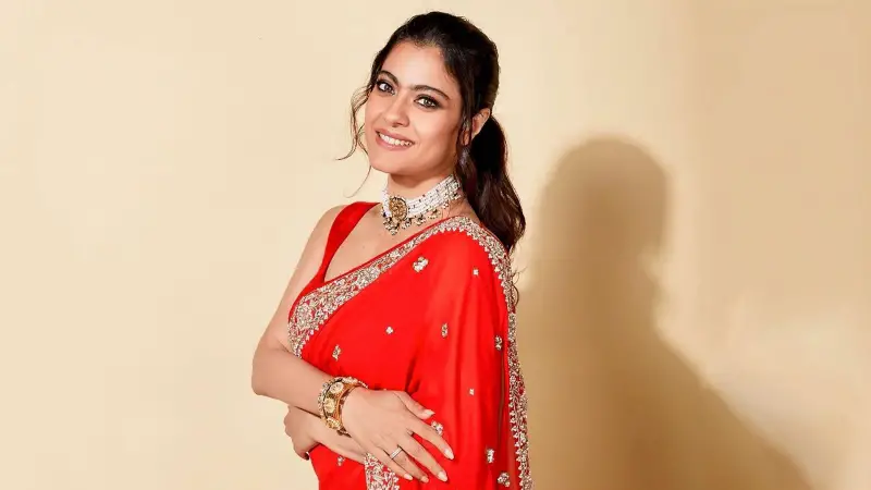 পুরুষরা করলে মেনে নেওয়া যায়, দোষ হয় শুধু নারীদের : কাজল পুরুষরা করলে মেনে নেওয়া যায়, দোষ হয় শুধু নারীদের : কাজল