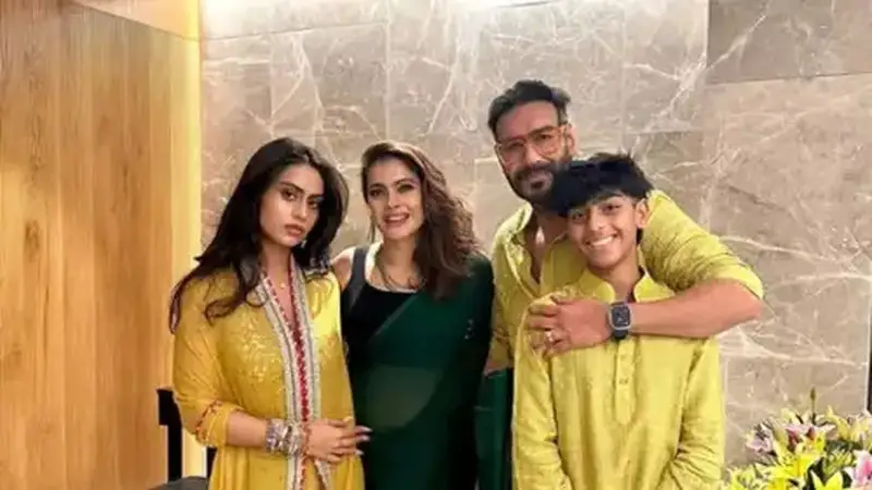 মা কাজলকে পেছনে ফেলে নাইসা এবার শিক্ষায় শীর্ষে: অজয় দেবগনও জানালেন চমকানো তথ্য! মা কাজলকে পেছনে ফেলে নাইসা এবার শিক্ষায় শীর্ষে: অজয় দেবগনও জানালেন চমকানো তথ্য!