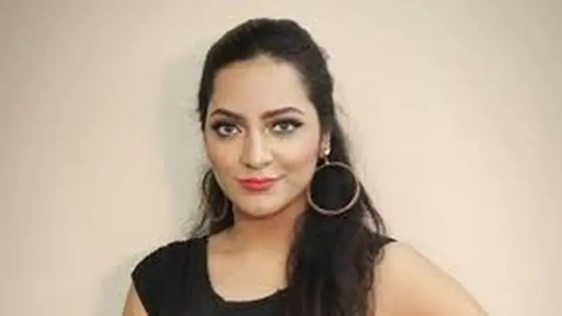 কলকাতায় অবৈধ বসবাসের অভিযোগে বাংলাদেশি মডেল গ্রেপ্তার, একাধিক পাসপোর্ট উদ্ধার কলকাতায় অবৈধ বসবাসের অভিযোগে বাংলাদেশি মডেল গ্রেপ্তার, একাধিক পাসপোর্ট উদ্ধার