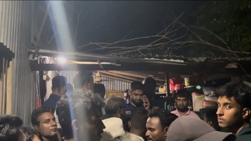 নবাবগঞ্জে সংঘবদ্ধ ধর্ষণের শিকার অন্তঃসত্ত্বা কিশোরী, এক ধর্ষক আটক নবাবগঞ্জে সংঘবদ্ধ ধর্ষণের শিকার অন্তঃসত্ত্বা কিশোরী, এক ধর্ষক আটক