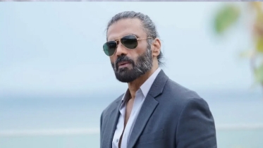 নারীদের নিয়ে বক্তব্যের জন্য ক্ষমা চাইলেন সুনীল শেঠি