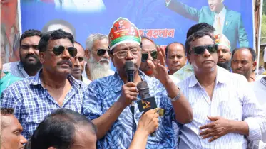 শ্রমিকের অধিকার মর্যাদা রক্ষায় আমাদেরকে ঐক্যবদ্ধ থাকতে হবে