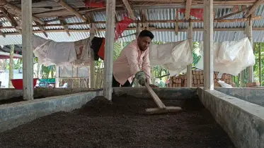 কেঁচো সারে ঘুরছে শাহজাহানের ভাগ্যের চাকা