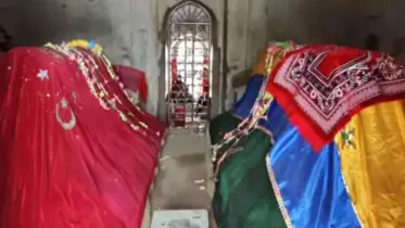 ৪৫০ বছর ধরে কবরেই লুকানো রহস্য, এখনও কেউ জানে না কারা শুয়ে আছেন!