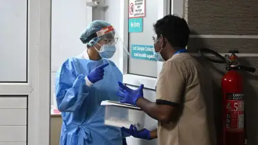 সরকার চাপে! অক্সিজেন ও বেড নিয়ে বড় নির্দেশ