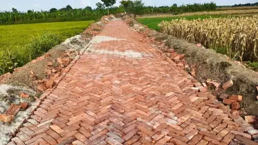 ৮০ লাখের রাস্তা, ইটই নেই টিকটাক!