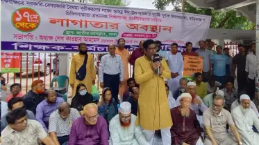 ক্লাস ফেলে রাজপথে শিক্ষকরা