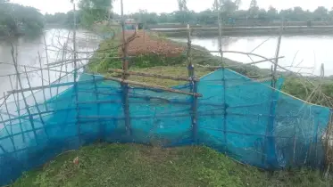 ধুমঘাটে হাঁসার খাল উন্মুক্তের দাবিতে এলাকাবাসীর আন্দোলন
