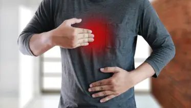 রাতে এসিডিটির সমস্যা হলে প্রথম করণীয় কী?