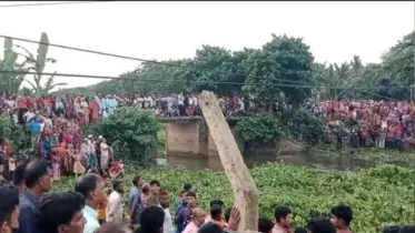 যশোরে ব্রিজ থেকে লাফ দিয়ে নিখোঁজ কিশোর