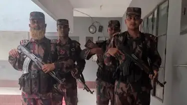 সাতক্ষীরায় বিজিবির ধরপাকড়ে বিপুল পরিমাণ অবৈধ মালামাল জব্দ