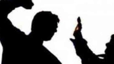 ঢাবি ছাত্রকে স্বেচ্ছাসেবক লীগ নেতার মারধর