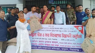 কৃষকের মুখে হাসি, বিনামূল্যে পেলেন আউশের বীজ-সার