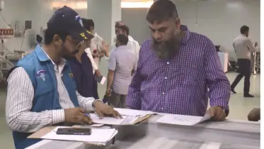 মাদারীপুরে হাসপাতালের আইসিইউ চালু না হওয়ায় দুদকের অভিযান, মিলেছে দুর্নীতির প্রমাণ
