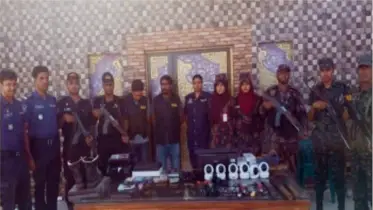 কক্সবাজারে শীর্ষ সন্ত্রাসীর ডেরায় যৌথ অভিযান, গোলাবারুদ উদ্ধার 
