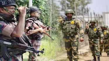 যদি ধরা পড়ো তাহলে বলবা যে আমরা ইন্ডিয়া যাচ্ছিলাম