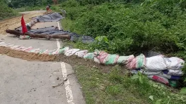 খাগড়াছড়ির মহালছড়ি-সিন্দুকছড়ি-জালিয়াপাড়া দৃষ্টিনন্দন সড়কে ৩৭টি পয়েন্ট ভাঙন