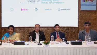 কক্সবাজারে দৈনিক ৩৪ টন প্লাস্টিক বর্জ্য পড়ছে সাগরে