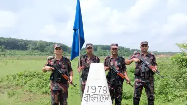 ‘সবার আগে দেশ, তারপর পরিবার’ বিজিবির কঠোর নজরদারিতে সীমান্ত সুরক্ষিত