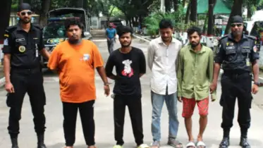 টঙ্গীতে মোবাইল ছিনতাইয়ে বাঁধা দেয়ায় কলেজ ছাত্র খুন