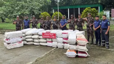পরিত্যক্ত বাড়িতে মিলল ২৬ লাখ টাকার ভারতীয় পণ্য