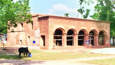 পুরাকীর্তি এখনো স্মৃতি