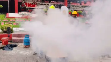 ফায়ার সার্ভিসের চ্যালেঞ্জ ও ত্যাগ তুলে ধরতে গণমাধ্যমকে এগিয়ে আসার আহ্ব