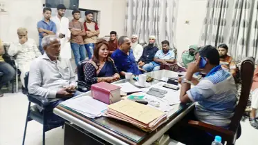 বরিশালে বিএনপি নেত্রীর বাসায় হামলা